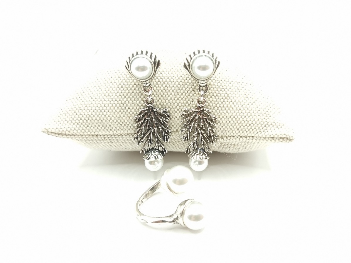 Anillo perlas blancas cruzado - Imagen 4