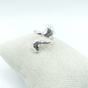 Anillo corazones cruzados