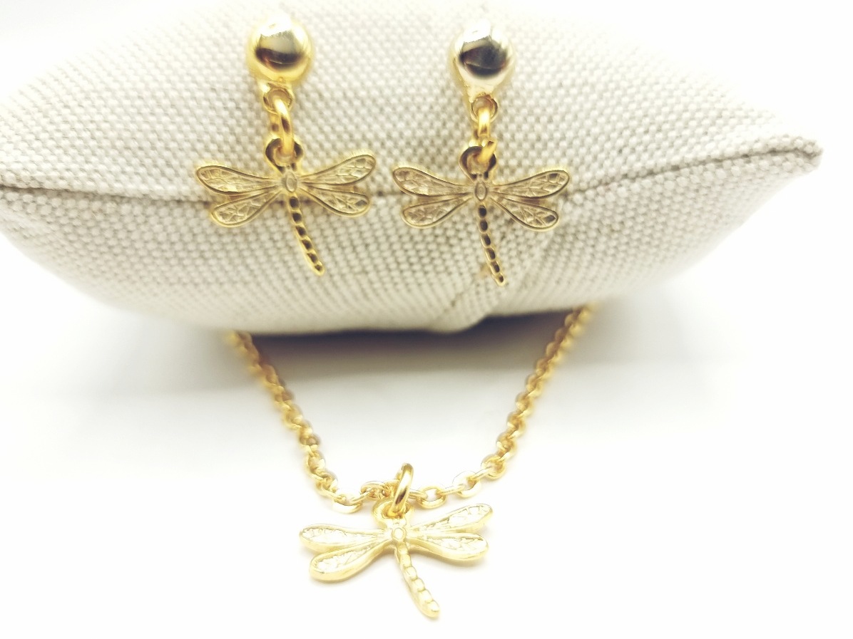 Collar de cadena2 dorada y libélula pequeña - Imagen 3