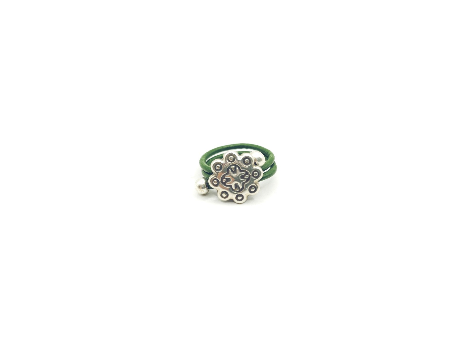 Anillo de cuero con flor - Imagen 2