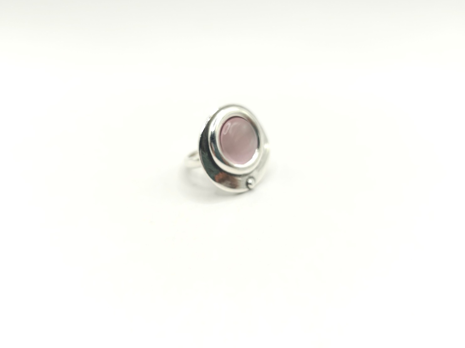 Anillo redondo con piedra ahumada - Imagen 4
