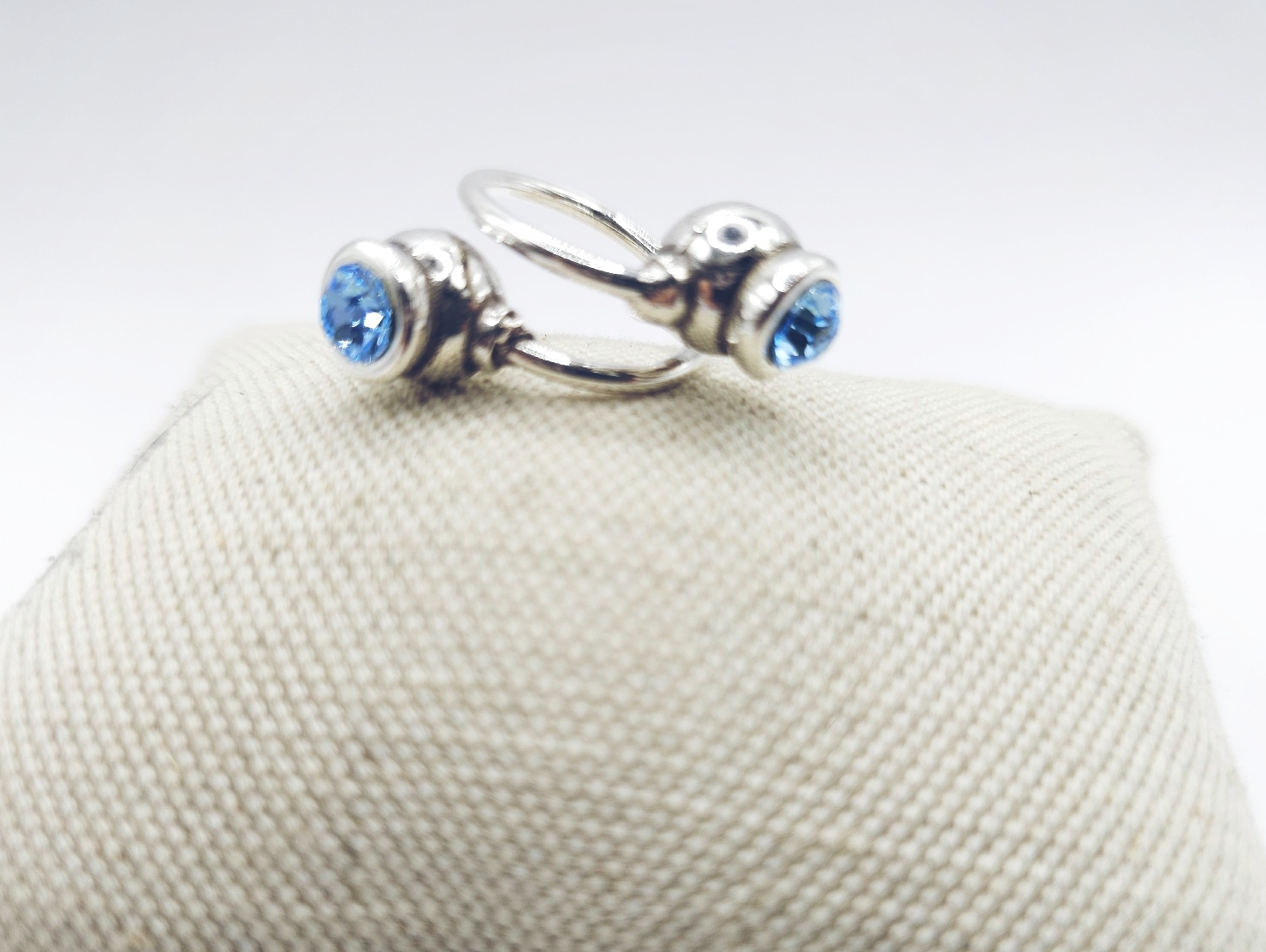 Anillo cruzado con doble cristal - Imagen 6