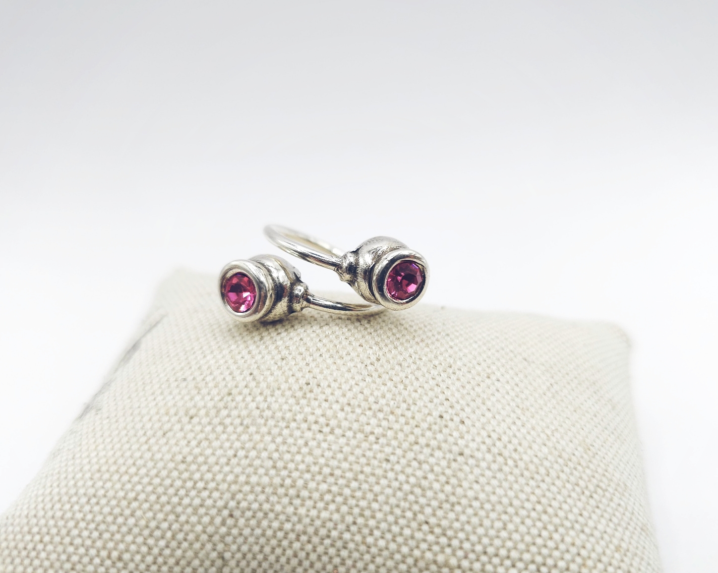 Anillo cruzado con doble cristal - Imagen 7