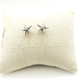 Pendientes cortos de estrella de mar