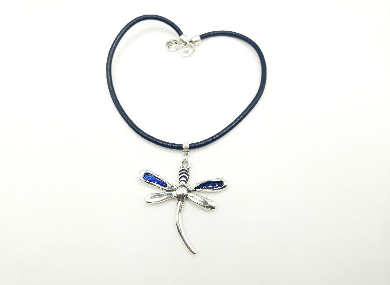 Collar de cuero con libélula - Imagen 3