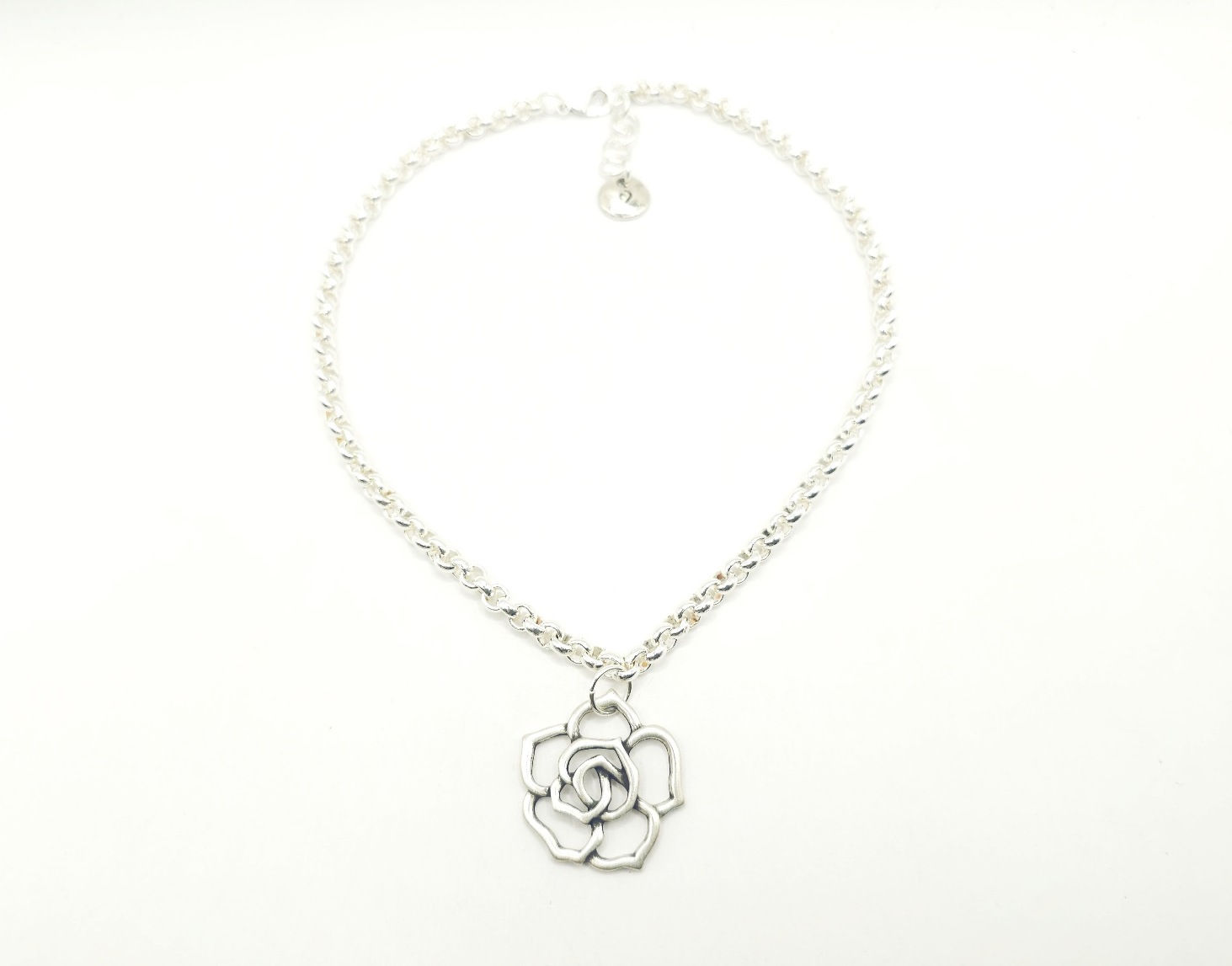Collar de cadena3 con flor hueca - Imagen 3
