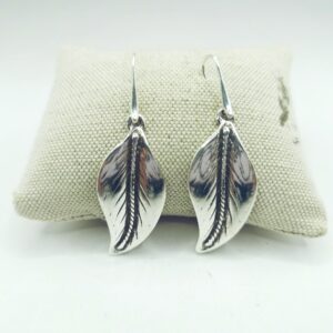 Pendientes de hoja