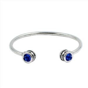 Pulsera rigida con cristales de colores