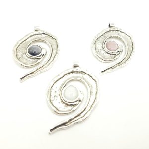Colgante de caracola espiral