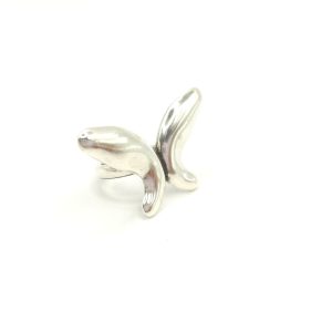 Anillo mariposa alas lisas