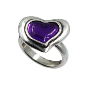 Anillo de corazón cristal color