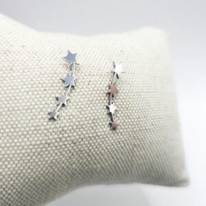 Pendientes trepadores de estrellas