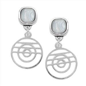 Pendientes de circulo rallado con cristal