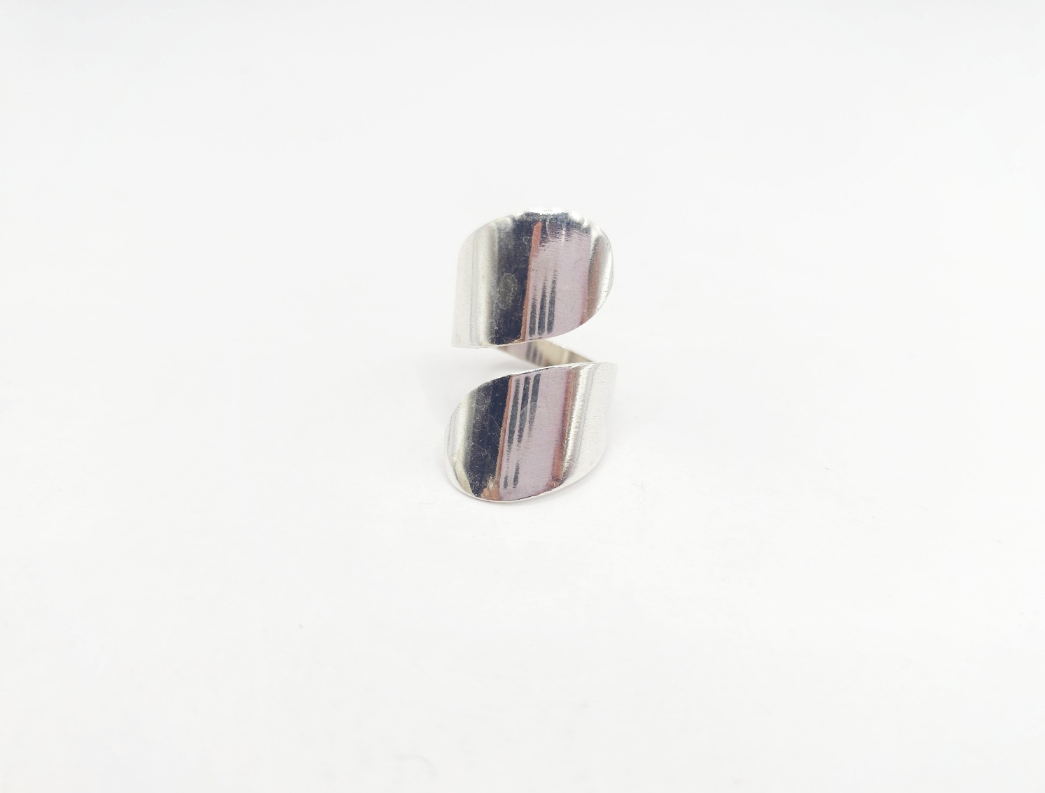 Anillo liso cruzado - Imagen 2