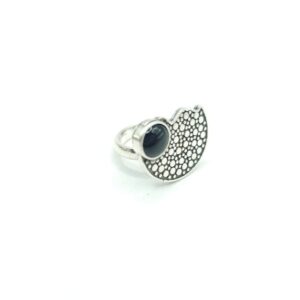 Anillo media luna con color