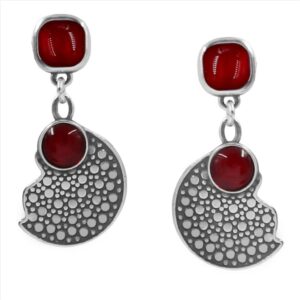 Pendientes de media luna con color