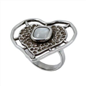 Anillo corazon con cristal central